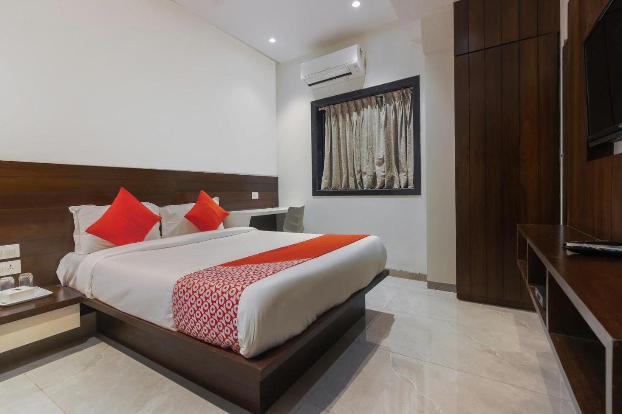 Hotel Flora Suites Mumbai Exterior foto