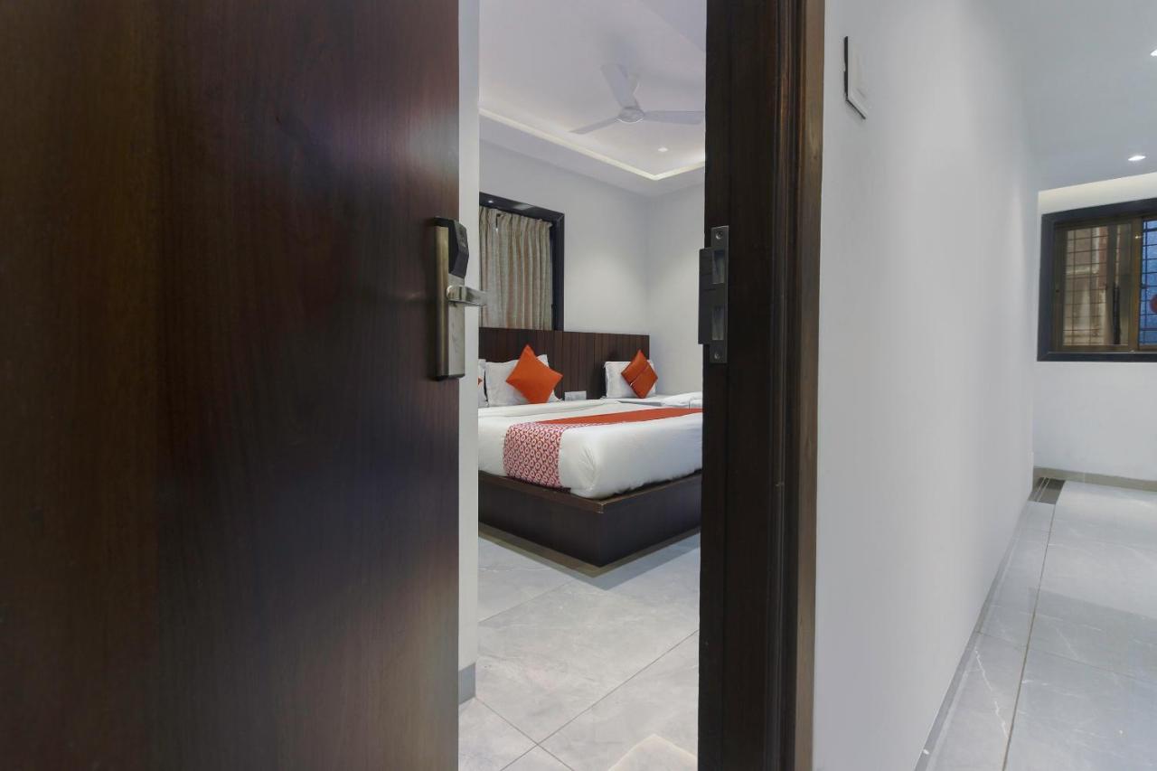 Hotel Flora Suites Mumbai Exterior foto