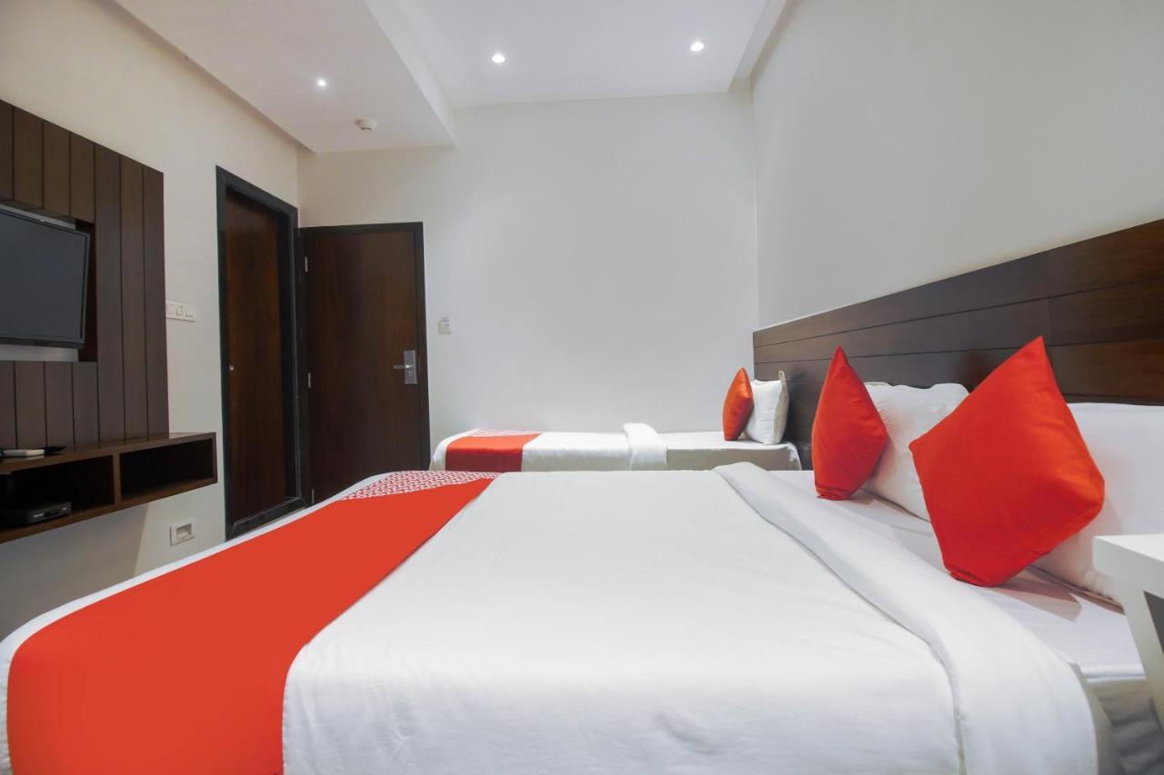 Hotel Flora Suites Mumbai Exterior foto